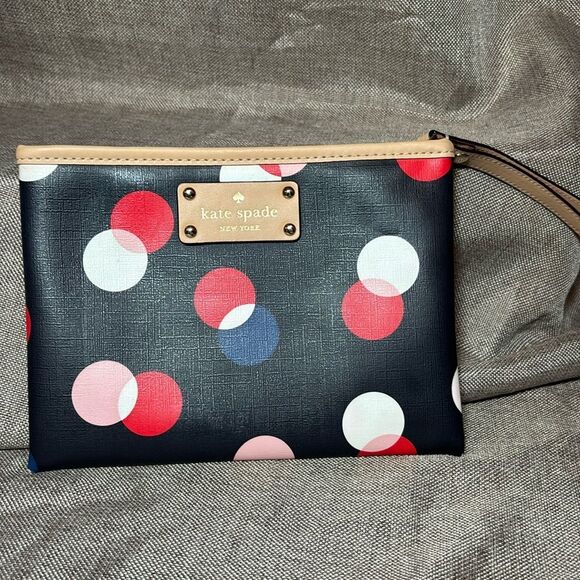 Kate Spade New York Ellison Avenue Sophie multi color medium wristlet - Picture 1 of 6